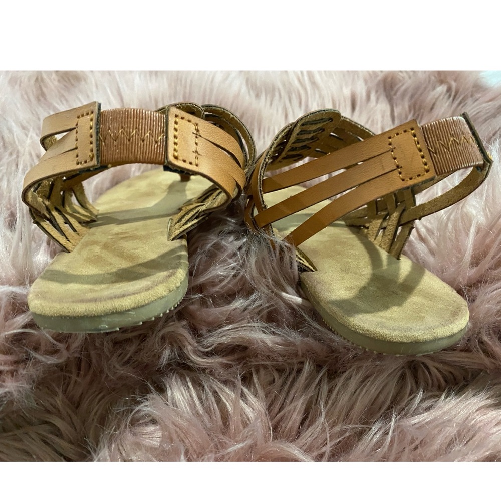 Brown Sandals - Picture 4 of 7